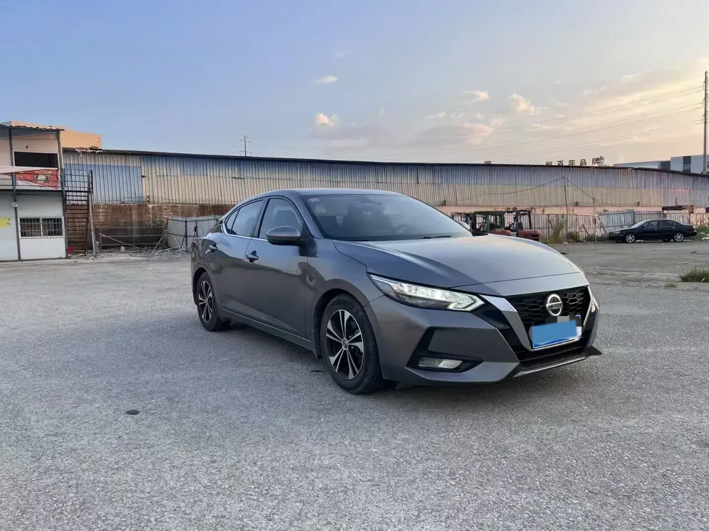 2021 NISSAN SYLPHY thumbnail 3