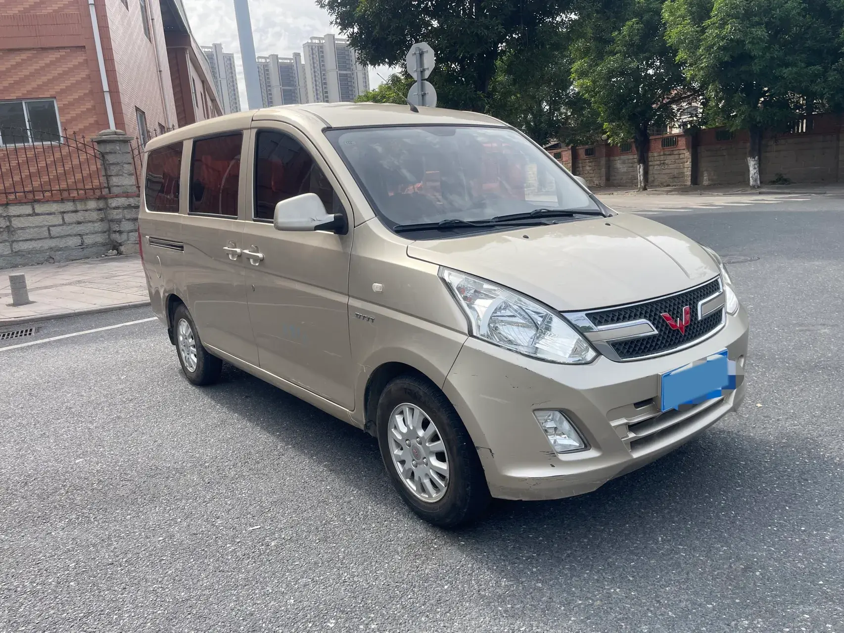2016 WULING RONGGUANG thumbnail 2