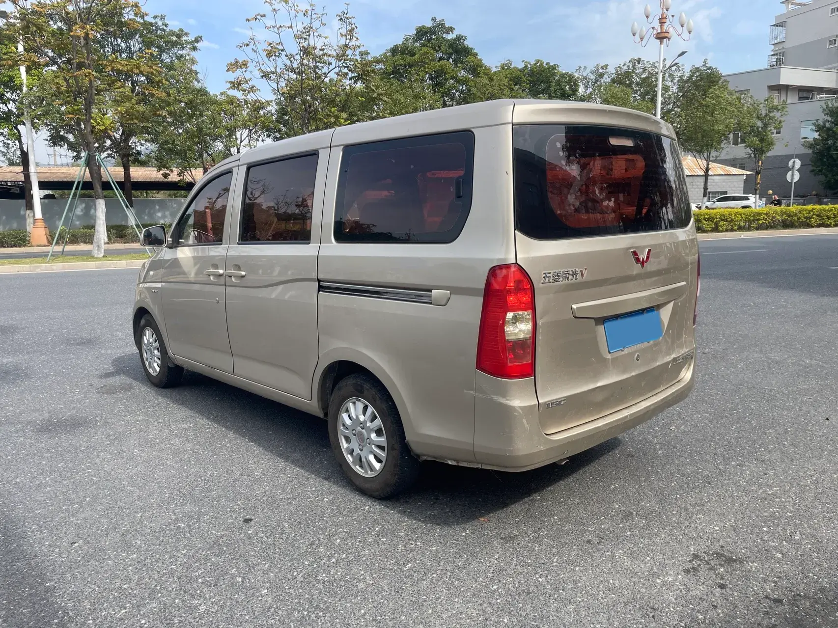 2016 WULING RONGGUANG thumbnail 4