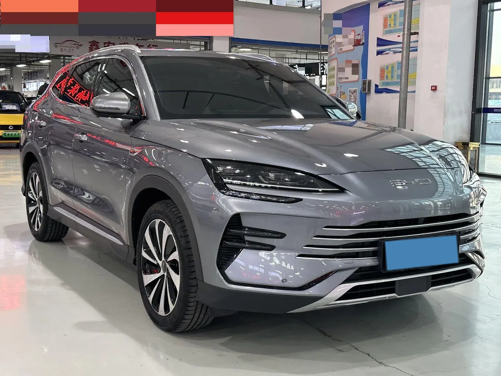 2024 BYD SONG thumbnail 3