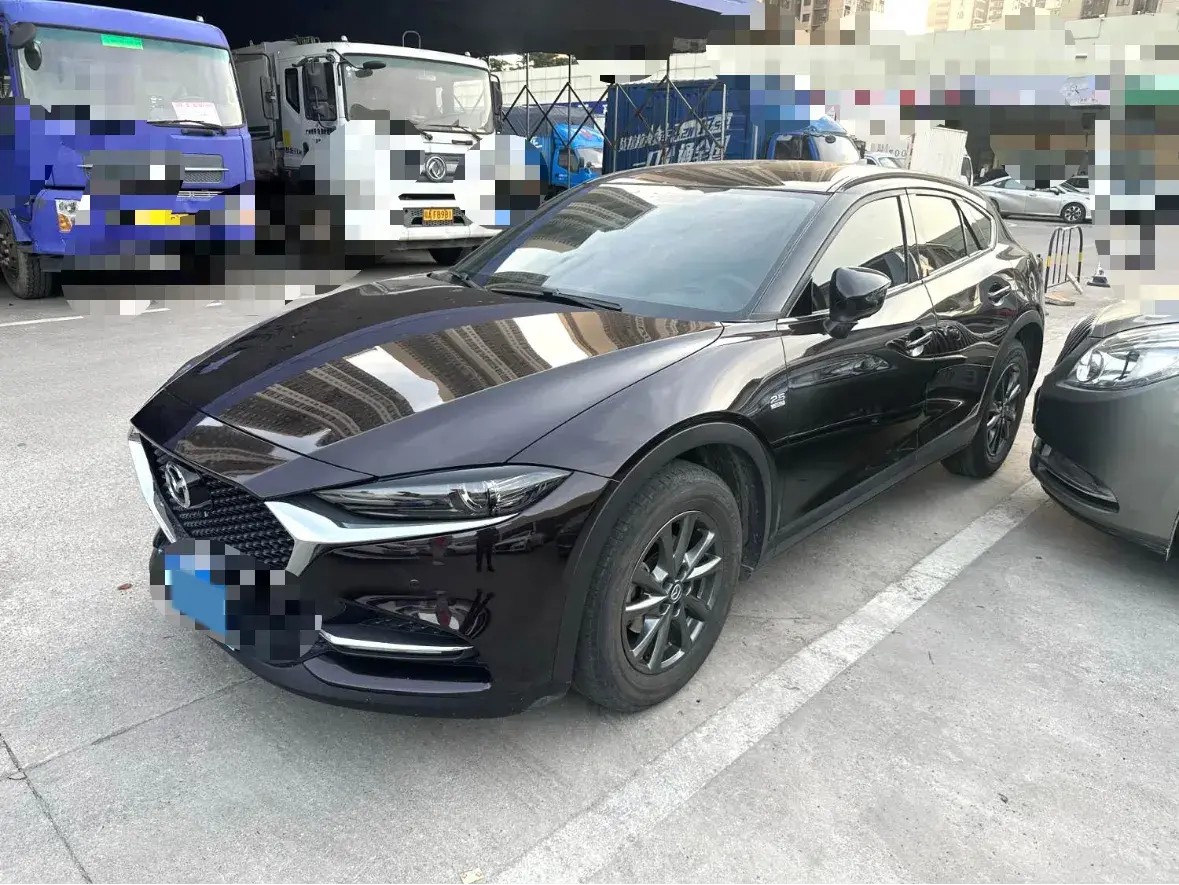 2021 MAZDA CX-4 view 1