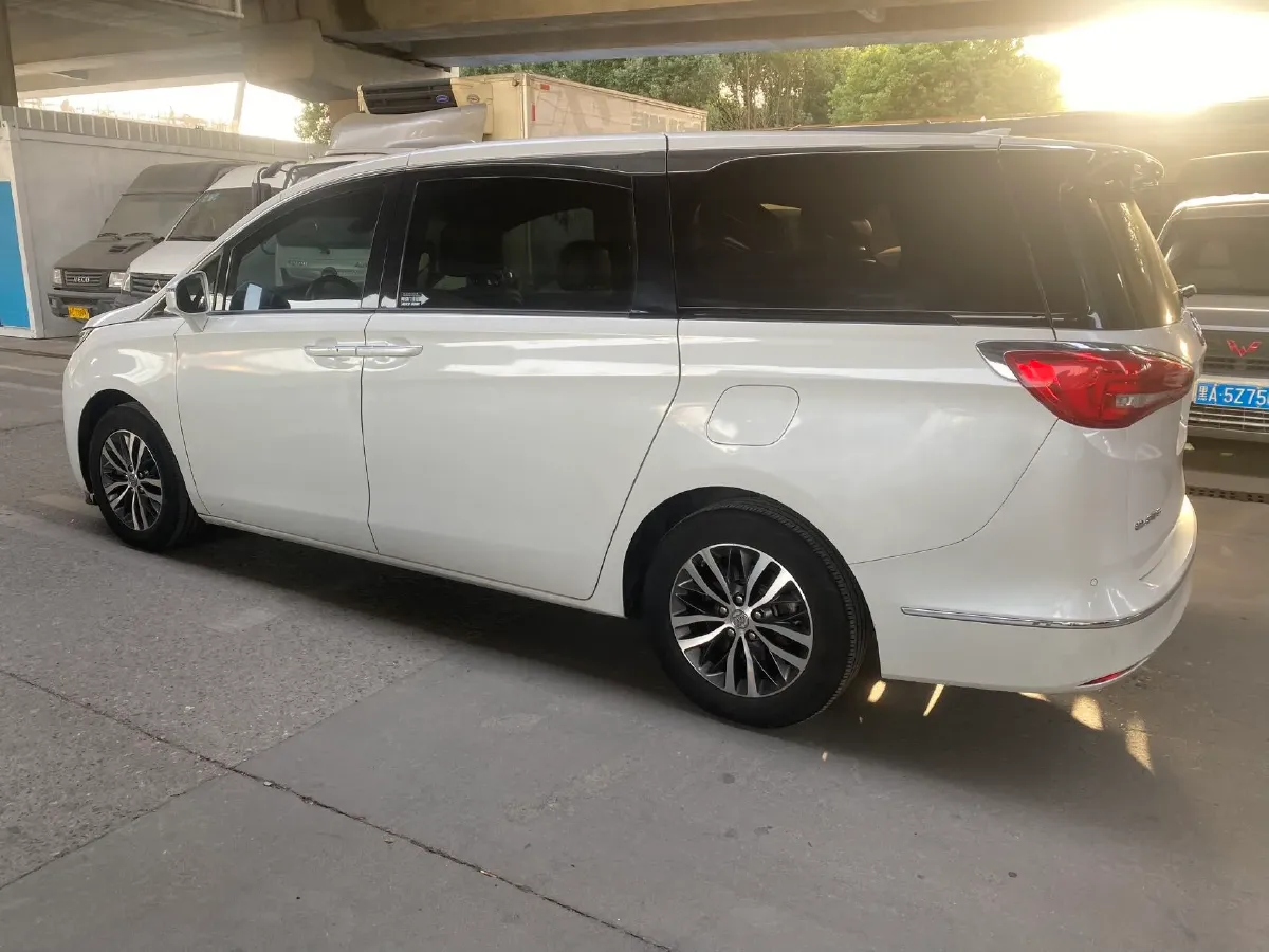 2018 Buick GL8 2.0T 260HP L4 6AT,autocango,china used car exporter,china ev exporter,chinese used car exporter,chinese used ev exporter