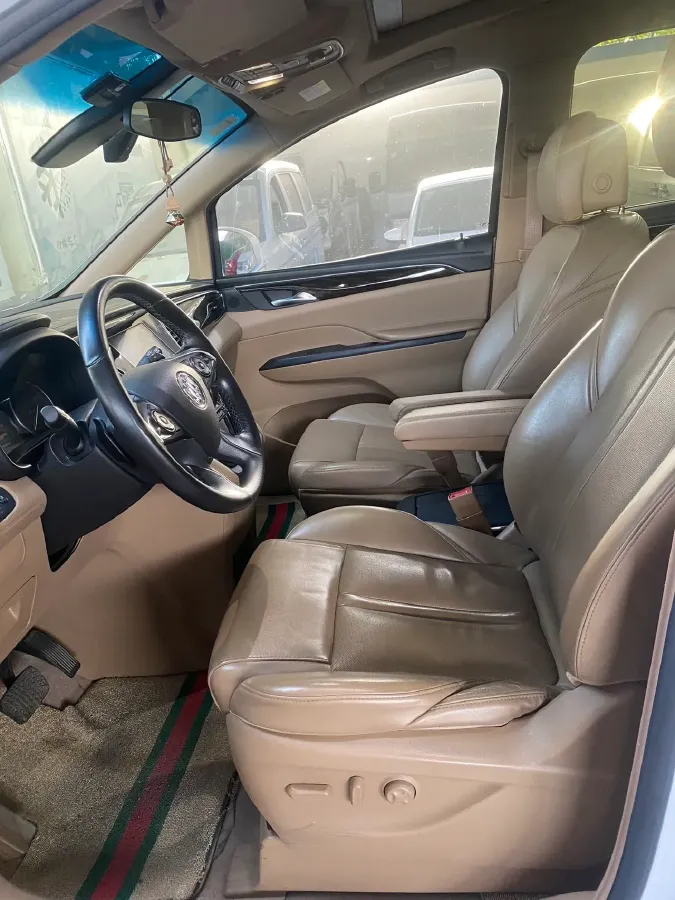 2018 Buick GL8 2.0T 260HP L4 6AT,autocango,china used car exporter,china ev exporter,chinese used car exporter,chinese used ev exporter