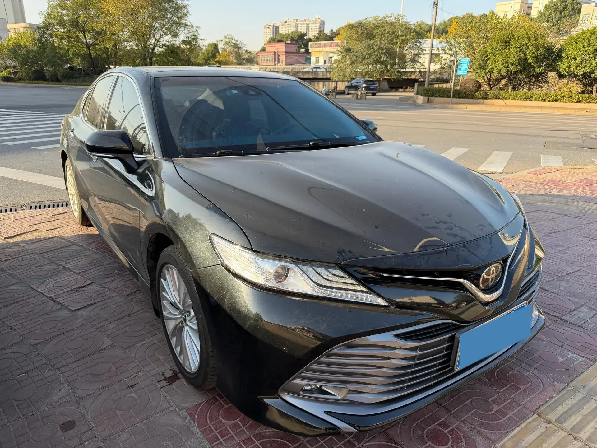 2019 TOYOTA CAMRY thumbnail 2