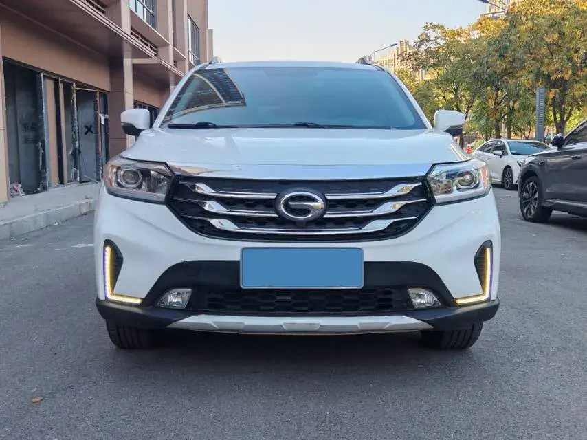 2018 GAC TRUMPCHI thumbnail 2