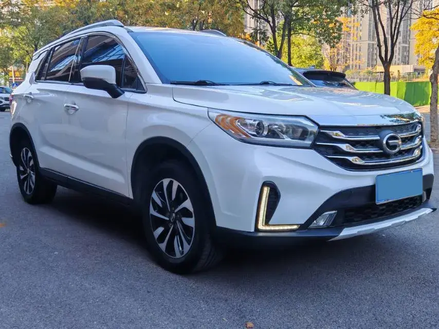 2018 GAC TRUMPCHI thumbnail 3