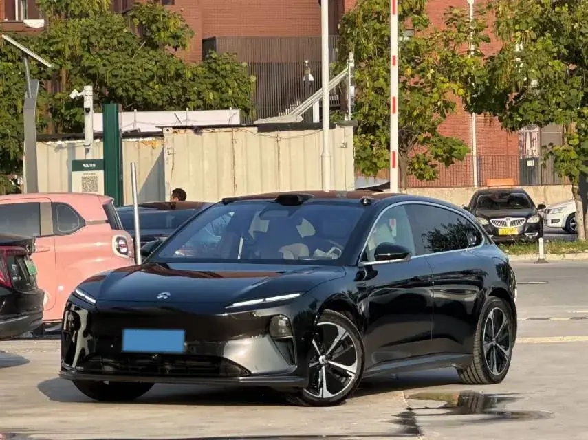 2024 NIO ET5T BEV 75KWH