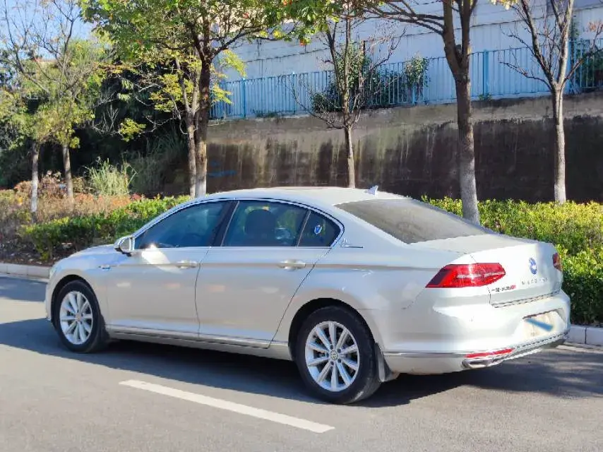 2019 VOLKSWAGEN MAGOTAN thumbnail 4