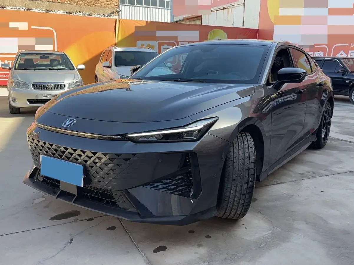 2024 ChangAn UNI-V 1.5T 188HP L4 7DCT