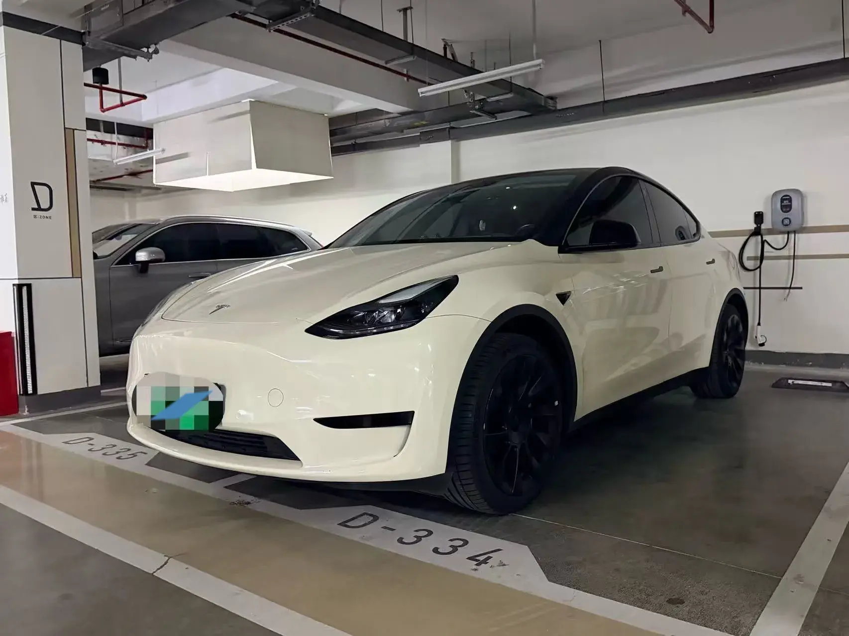 2022 TESLA MODEL view 1