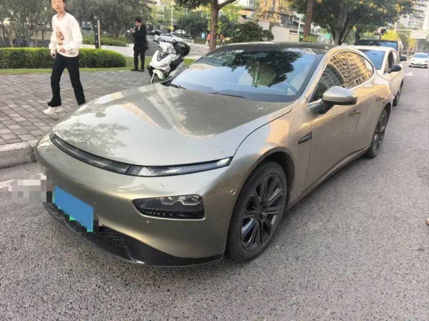 2022 Xpeng P7 BEV 77.9KWH
