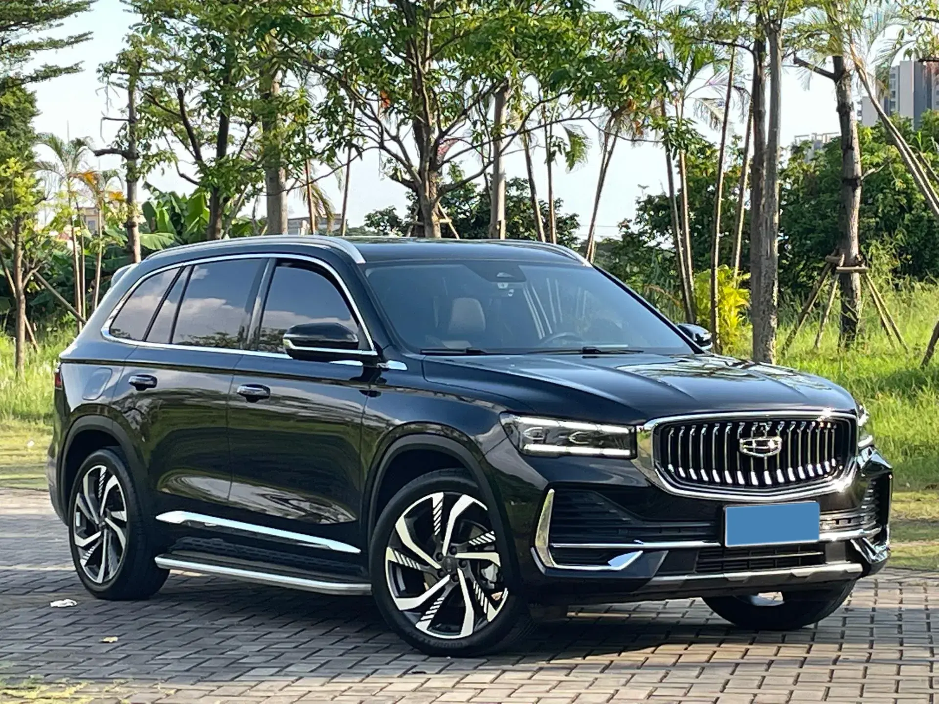 2024 GEELY MONJARO thumbnail 3