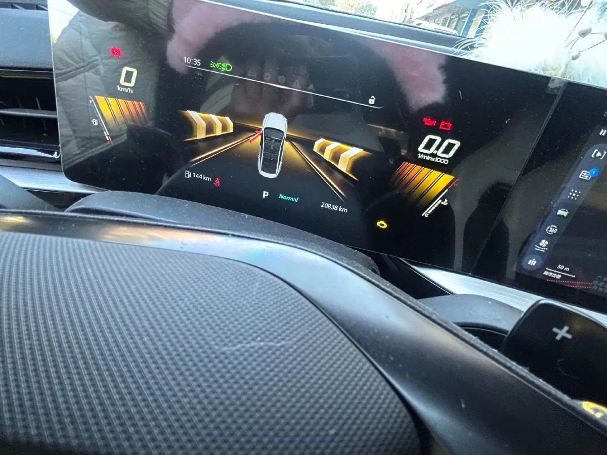 2024 MG Cyberster BEV 64KWH,autocango,china used car exporter,china ev exporter,chinese used car exporter,chinese used ev exporter