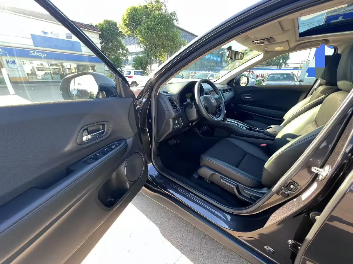 2020 Honda Vezel 1.5L 131HP L4 CVT,autocango,china used car exporter,china ev exporter,chinese used car exporter,chinese used ev exporter