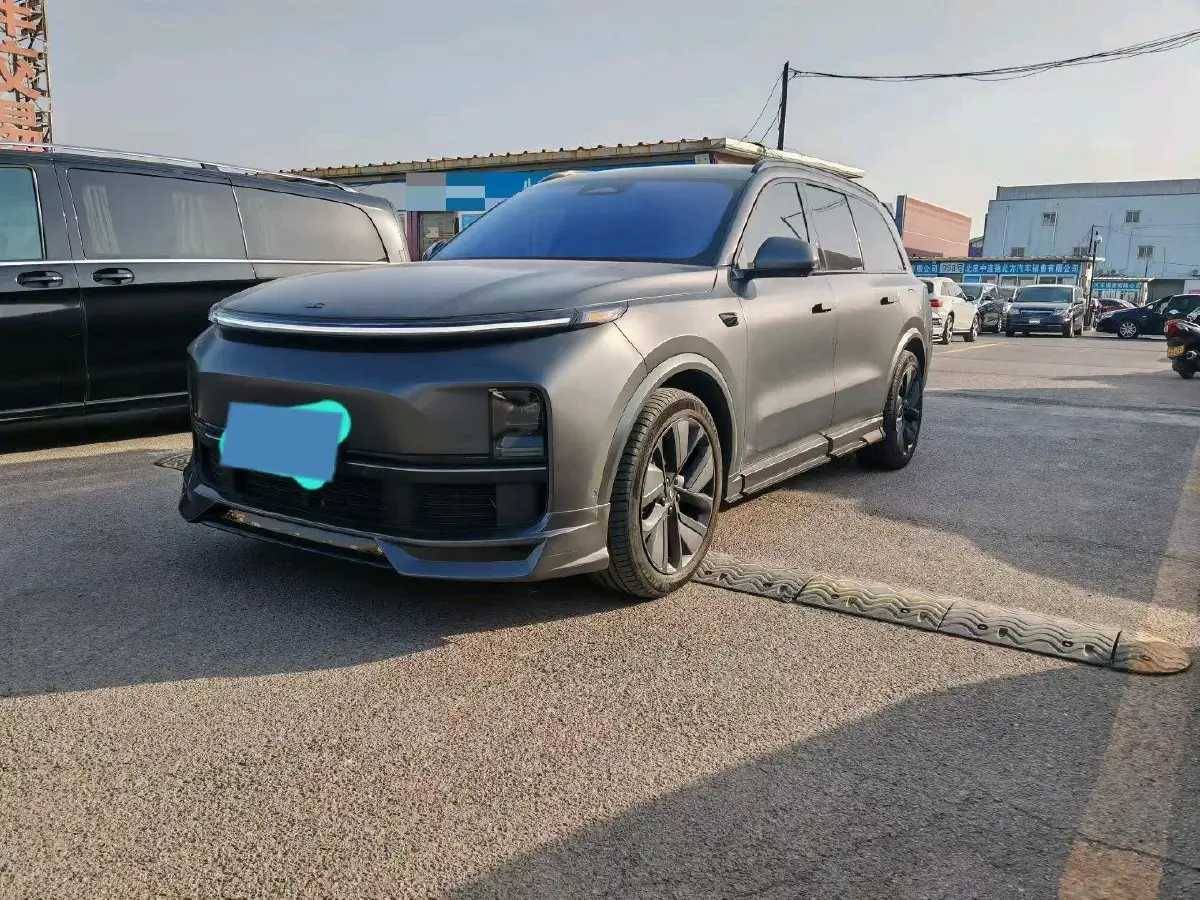 2023 Li L9 Range Extended 154HP REEV 42.6KWH