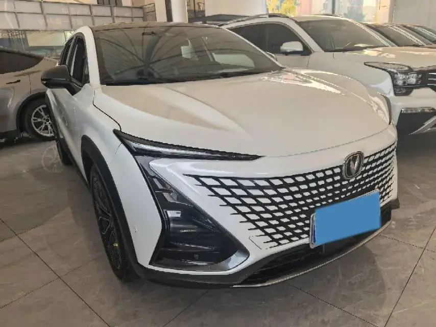 2022 CHANGAN UNI-T thumbnail 2