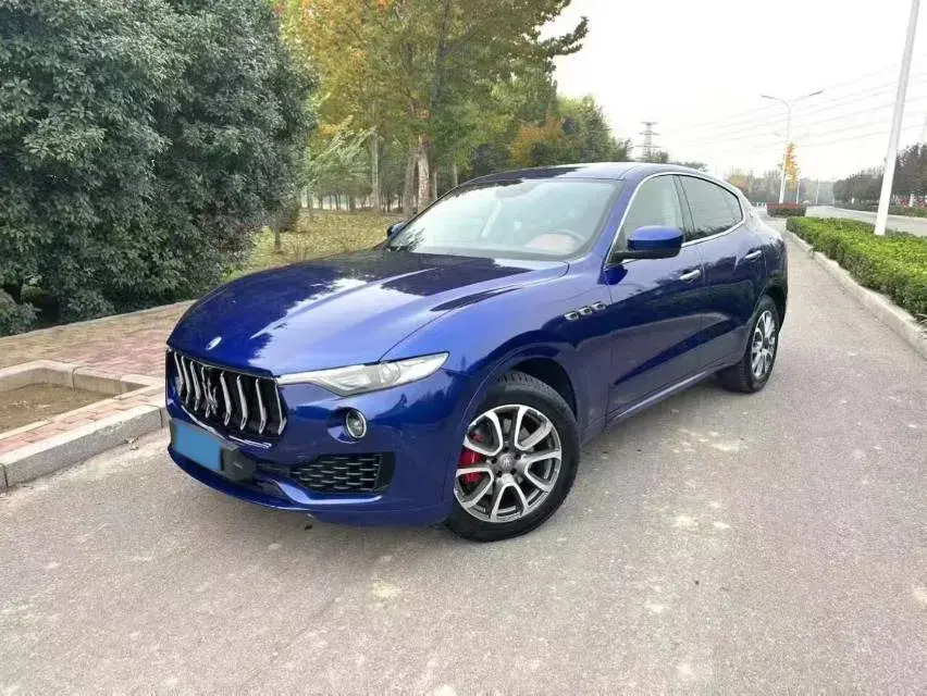 2018 Maserati Levante 3.0T 350HP V6 8AT
