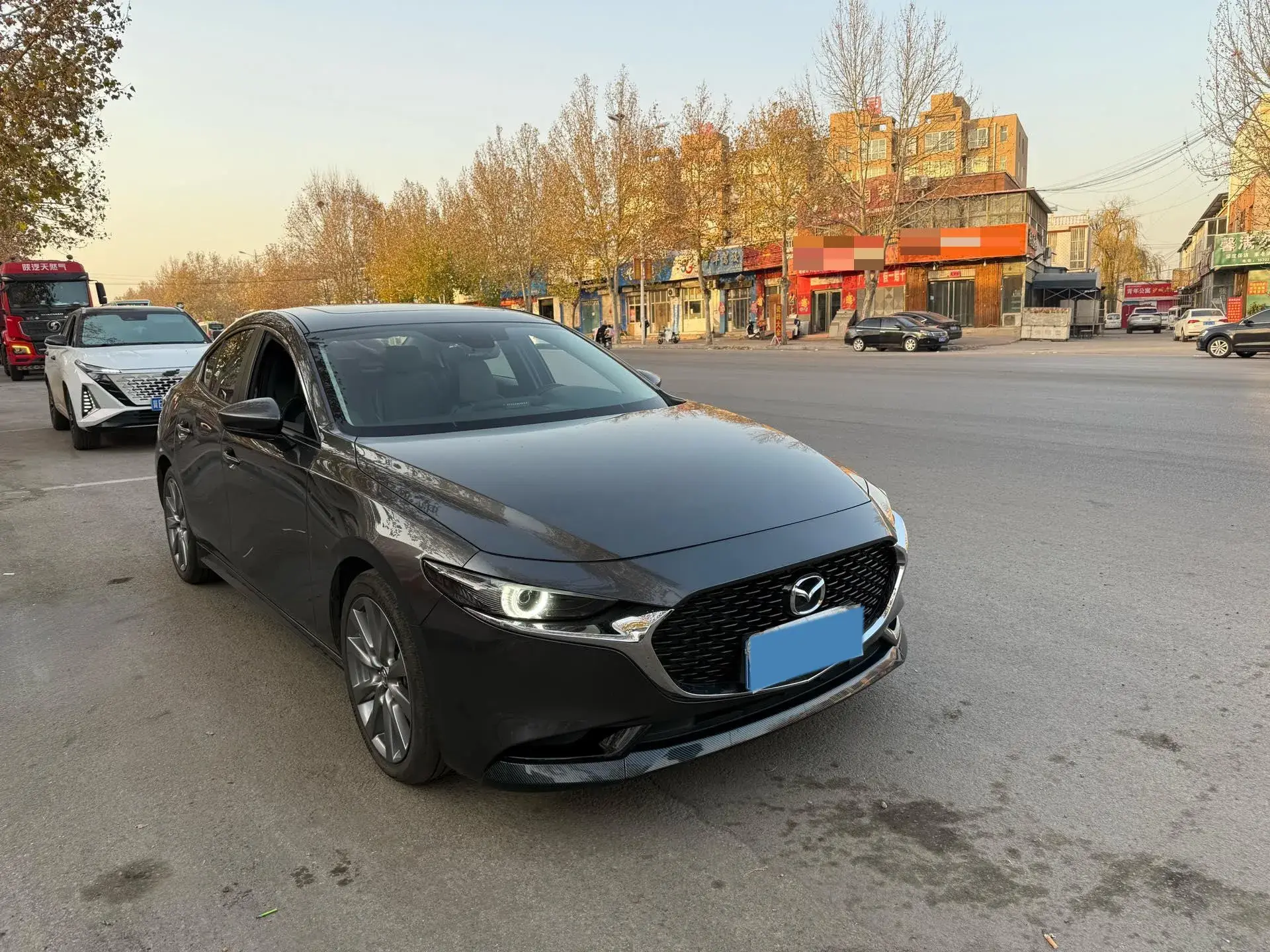 2023 MAZDA 3 thumbnail 2