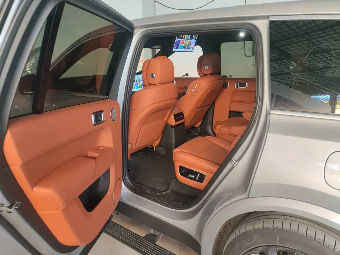 2022 LI L9 thumbnail 4