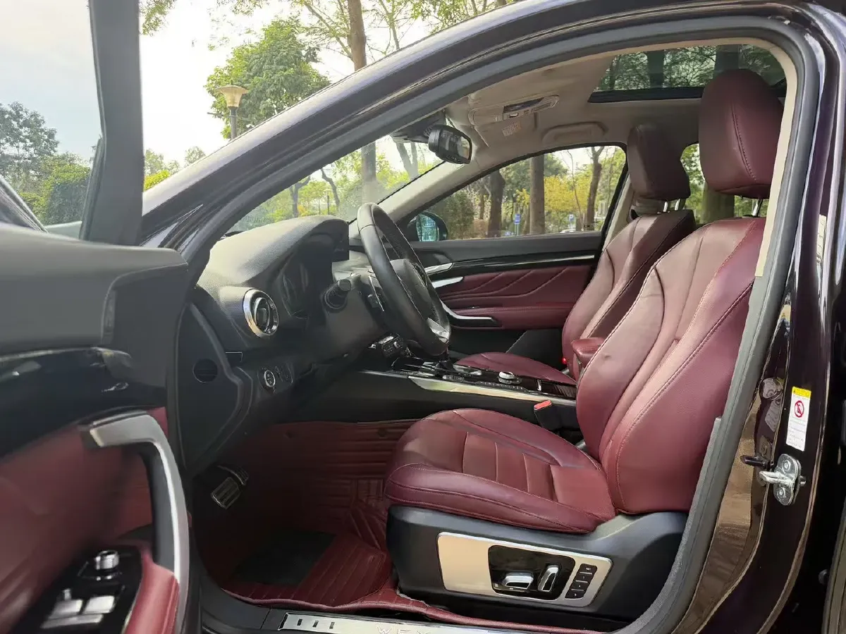 2017 Zotye T700 2.0T 190HP L4 8AT,autocango,china used car exporter,china ev exporter,chinese used car exporter,chinese used ev exporter