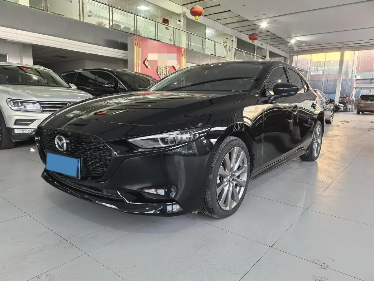 2022 Mazda 3 Axela 2.0L 158HP L4 6AT