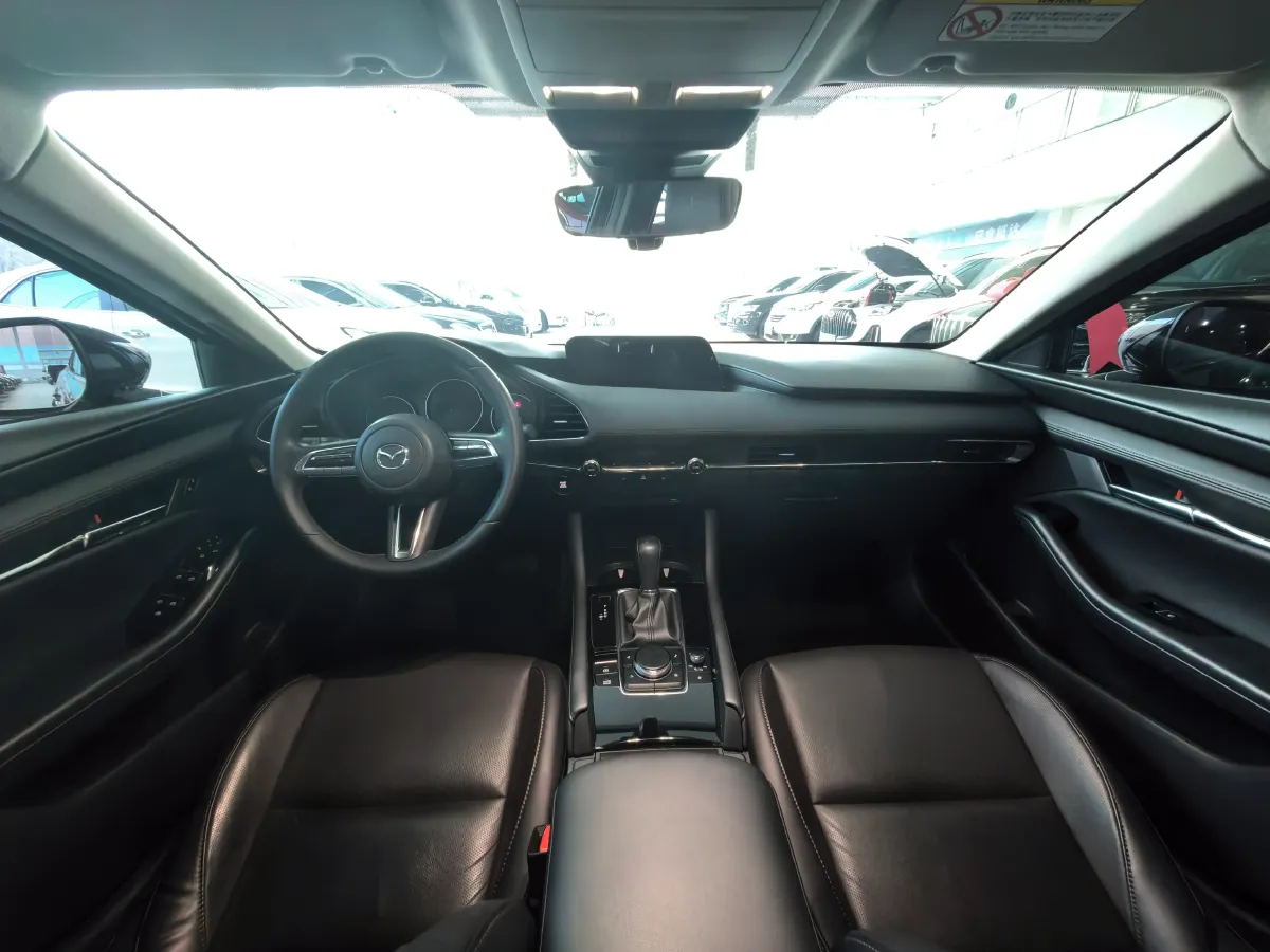 2022 Mazda 3 Axela 2.0L 158HP L4 6AT,autocango,china used car exporter,china ev exporter,chinese used car exporter,chinese used ev exporter