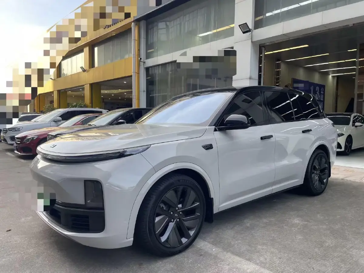 2023 Li L8 Range Extended 154HP REEV 40.9KWH