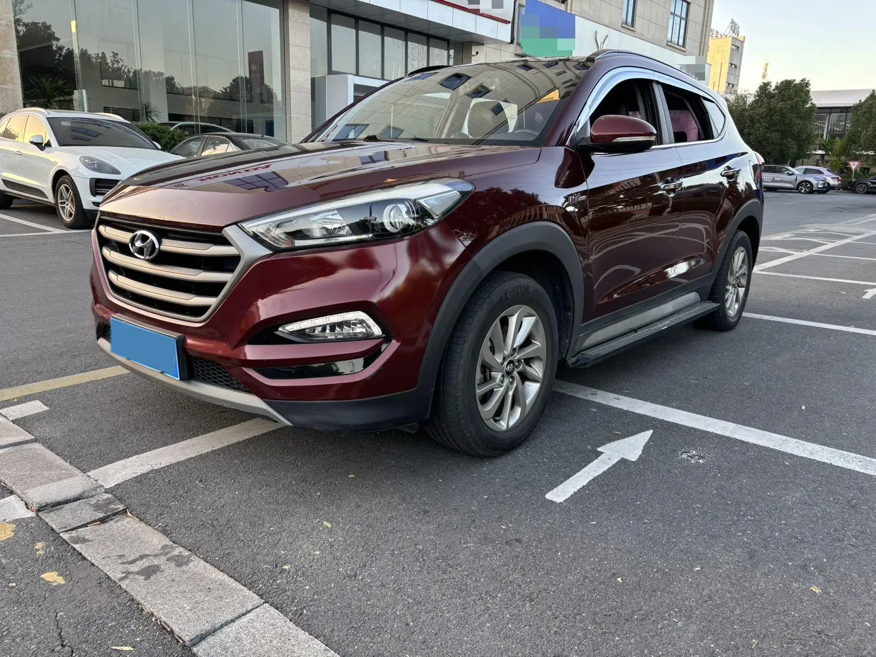 2018 HYUNDAI TUCSON view 1