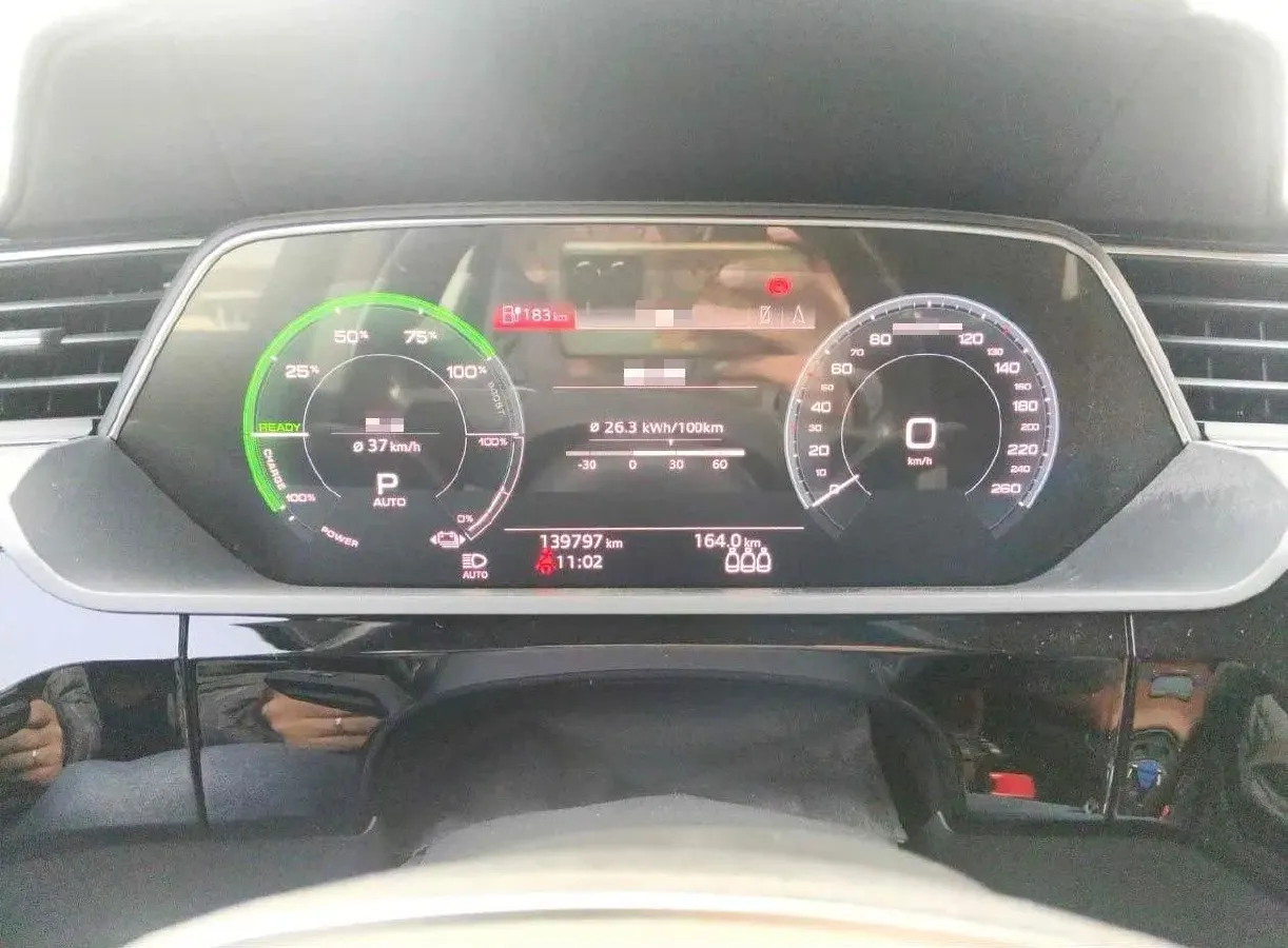 2019 Audi e-tron 2AT BEV 95KWH,autocango,china used car exporter,china ev exporter,chinese used car exporter,chinese used ev exporter