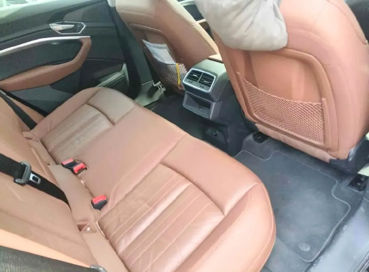 2019 Audi e-tron 2AT BEV 95KWH,autocango,china used car exporter,china ev exporter,chinese used car exporter,chinese used ev exporter