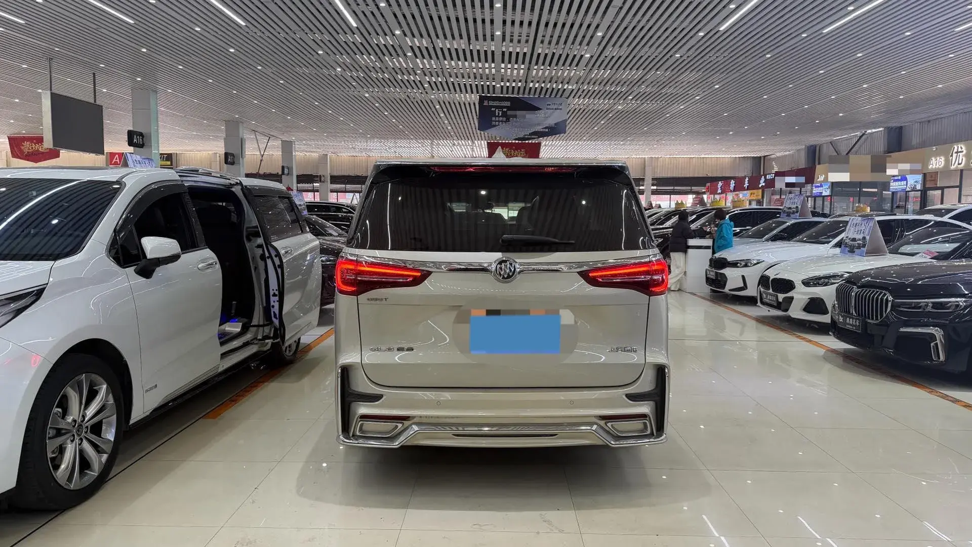 2021 BUICK GL8 thumbnail 3