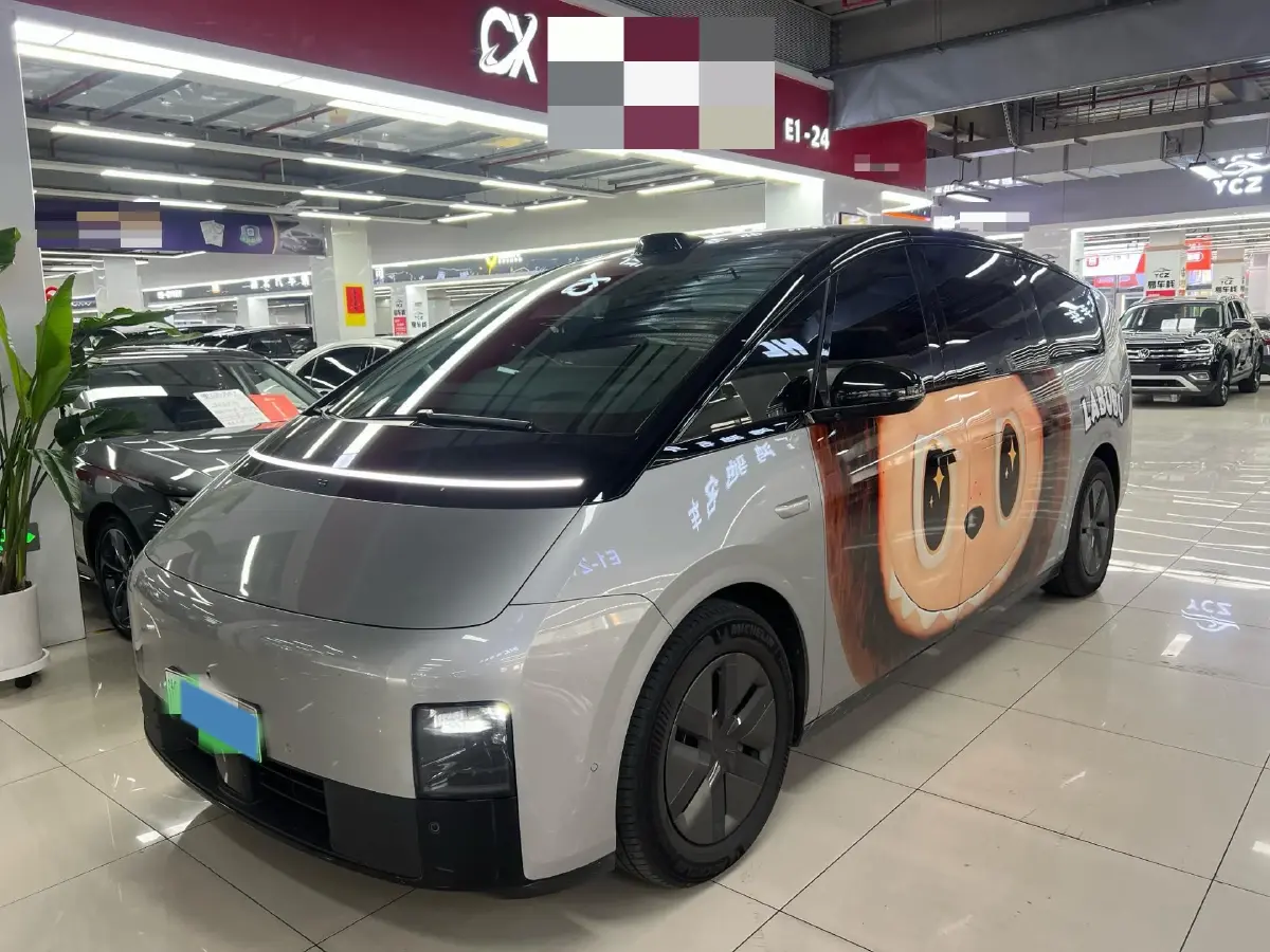 2024 Li MEGA BEV 102.7KWH