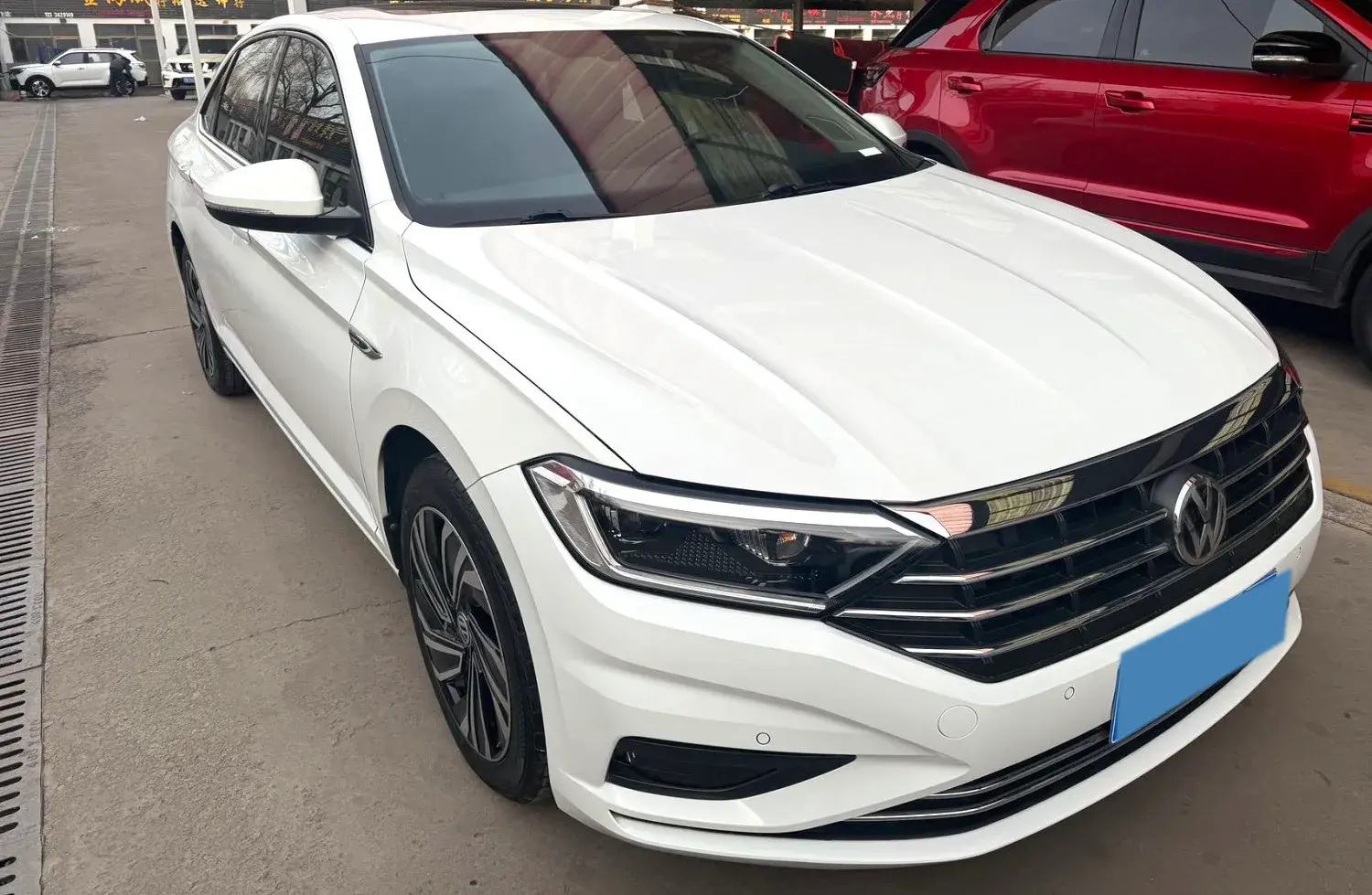 2019 VOLKSWAGEN SAGITAR thumbnail 3