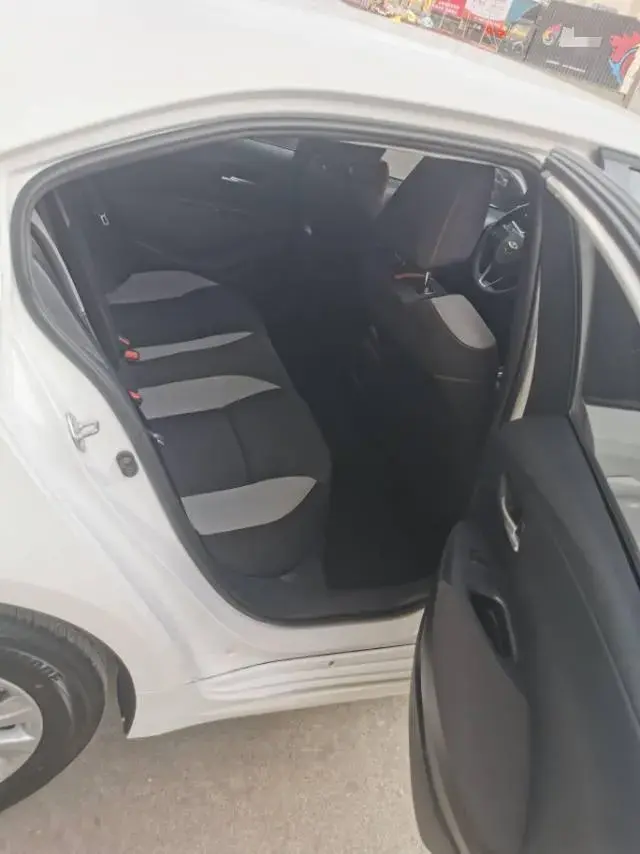 2022 TOYOTA COROLLA thumbnail 4