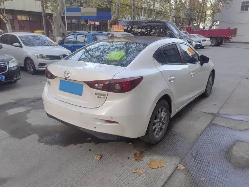 2017 MAZDA 3 thumbnail 3