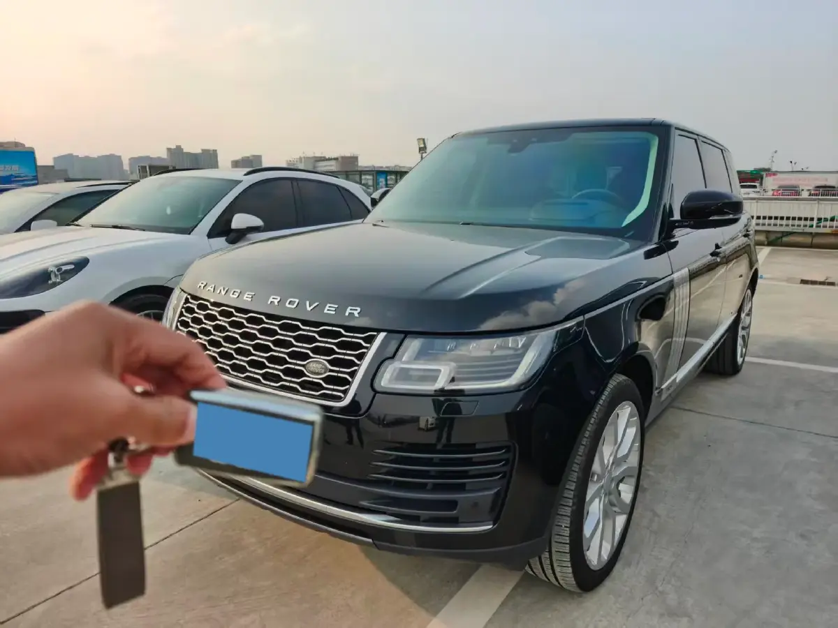 2022 Land Rover Range Rover 3.0T 400HP L6 8AT