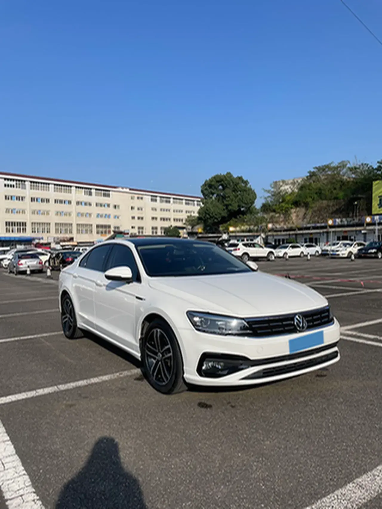 2019 VOLKSWAGEN LAMANDO thumbnail 3