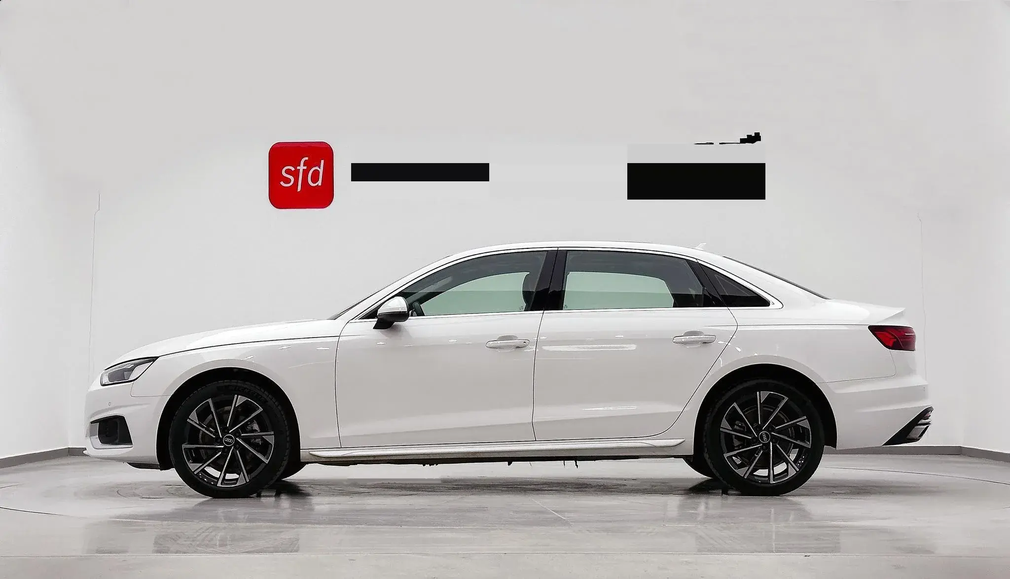 2022 AUDI A4L thumbnail 3