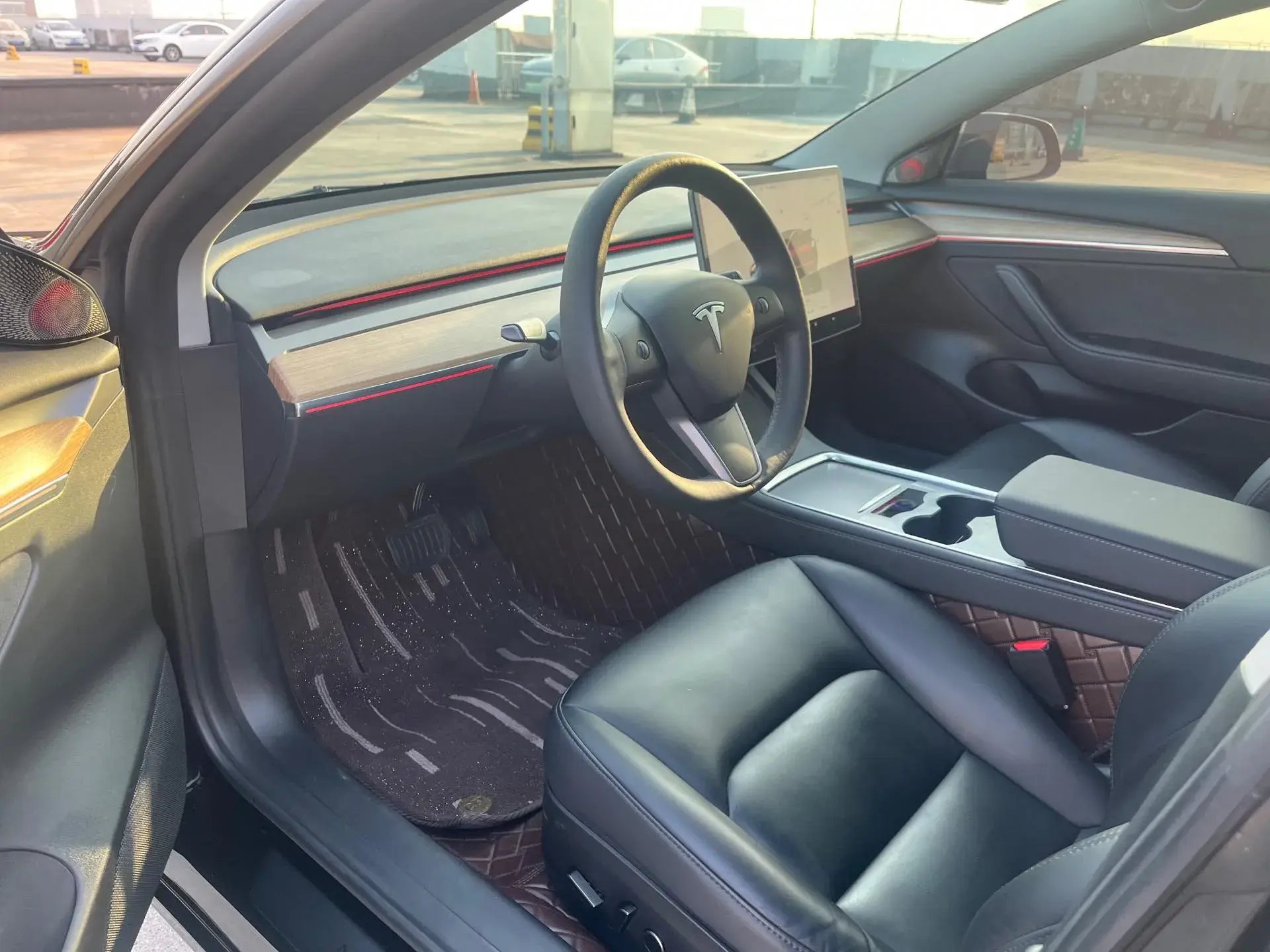 2022 TESLA MODEL thumbnail 4