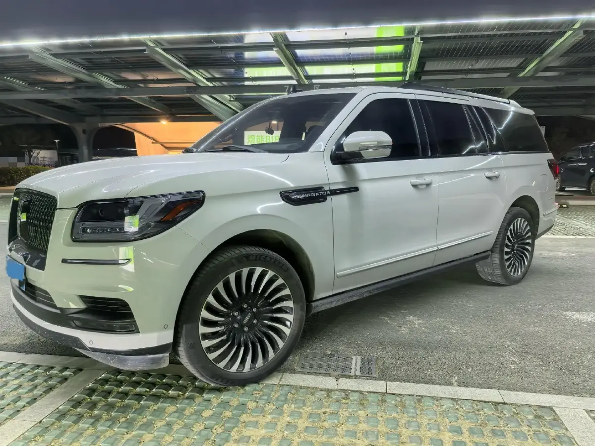 2018 Lincoln Navigator 3.5T 415HP V6 10AT