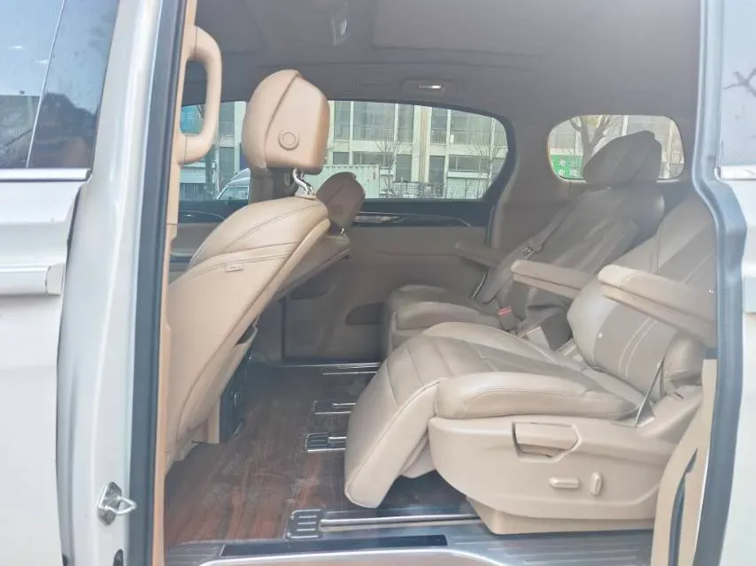 2018 Buick GL8 2.0T 260HP L4 6AT,autocango,china used car exporter,china ev exporter,chinese used car exporter,chinese used ev exporter