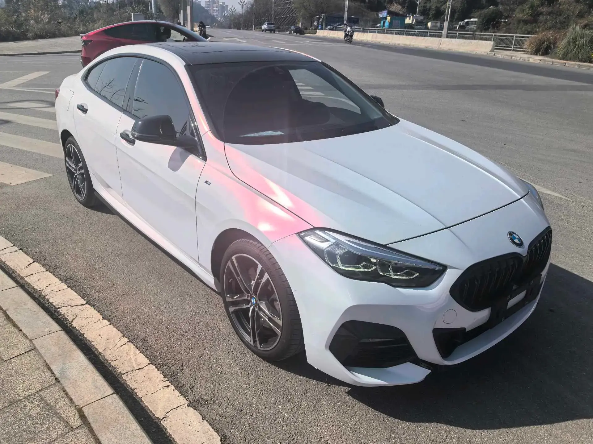 2021 BMW 2 thumbnail 3