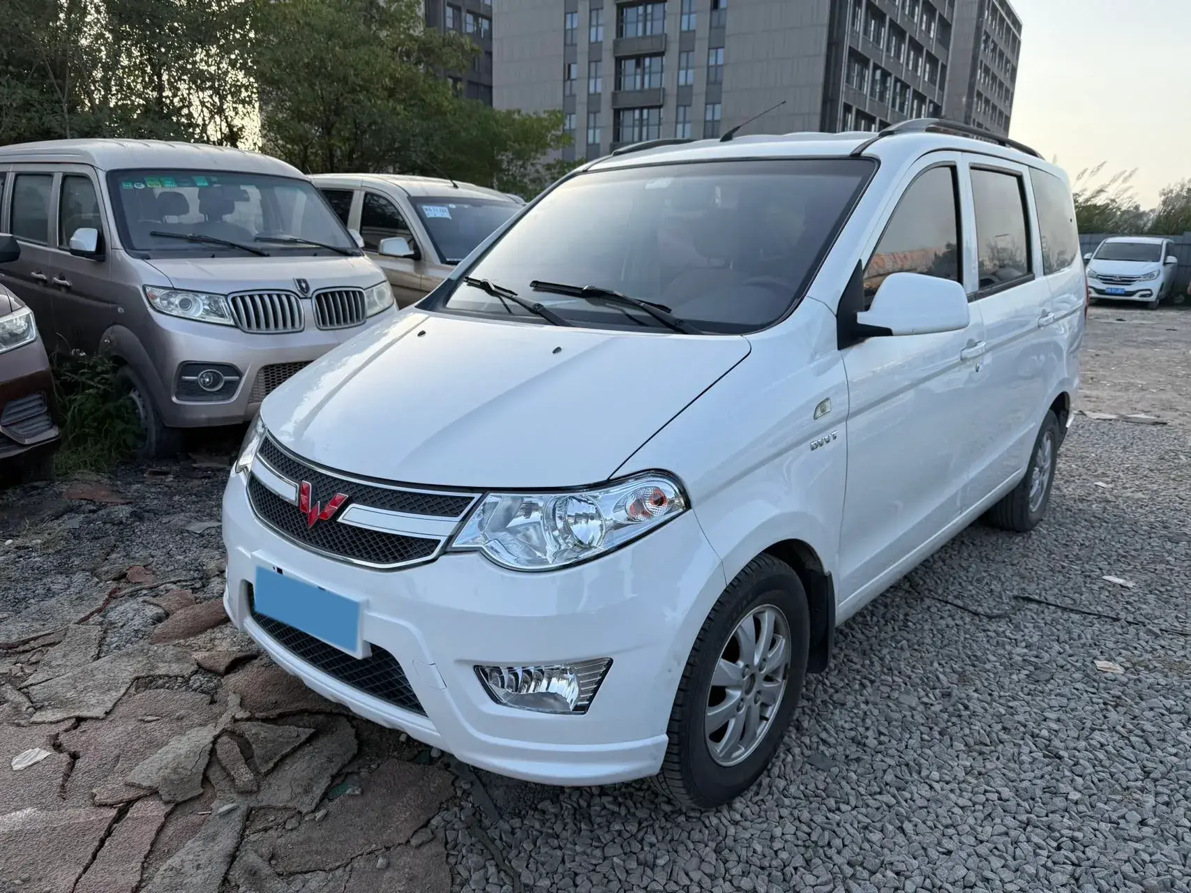 2016 WULING HONGGUANG view 1