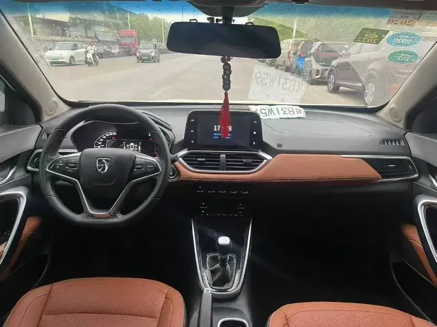 2017 BAOJUN 510 thumbnail 4
