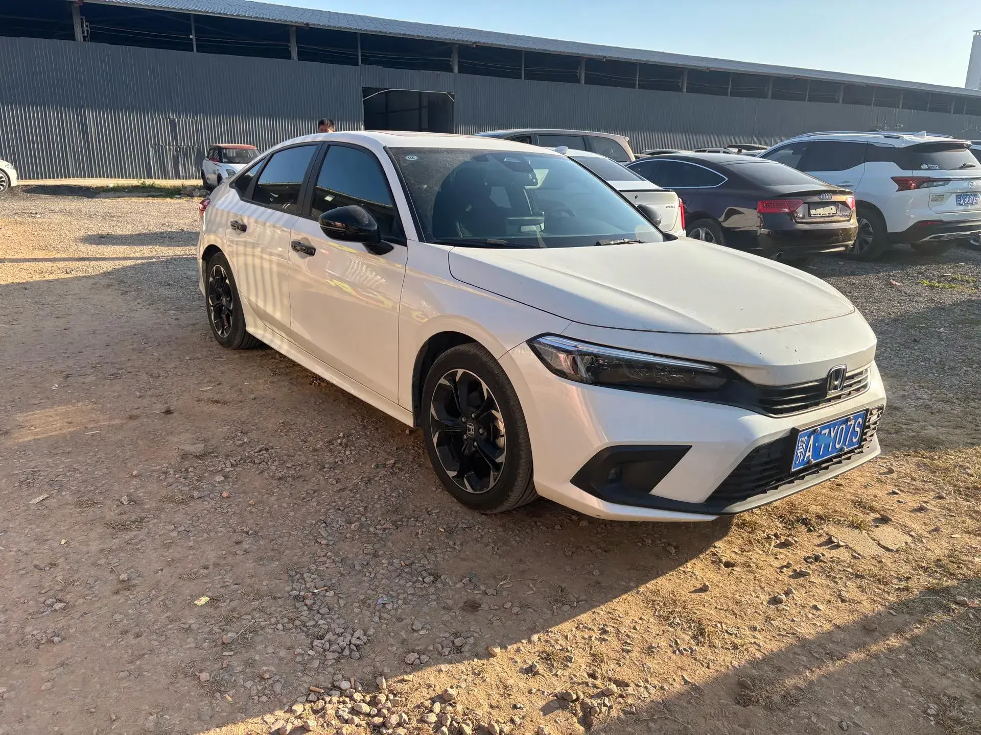 2023 HONDA CIVIC thumbnail 3