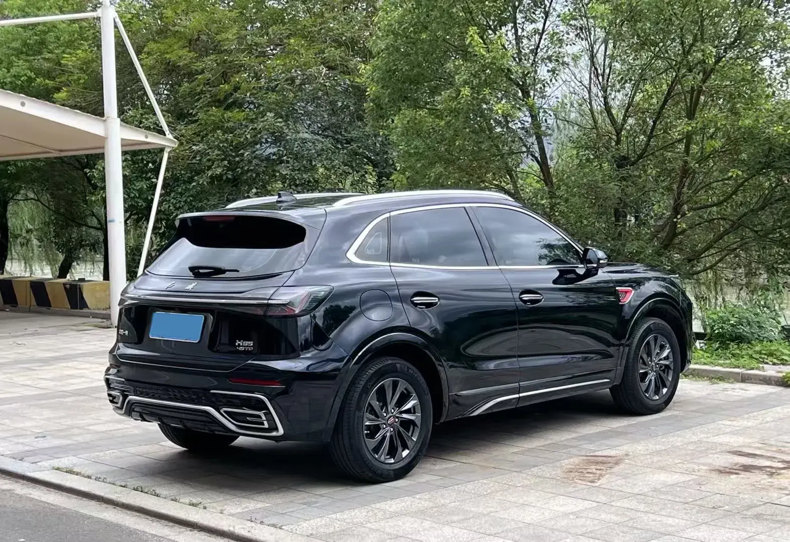 2023 HONGQI HS5 thumbnail 4