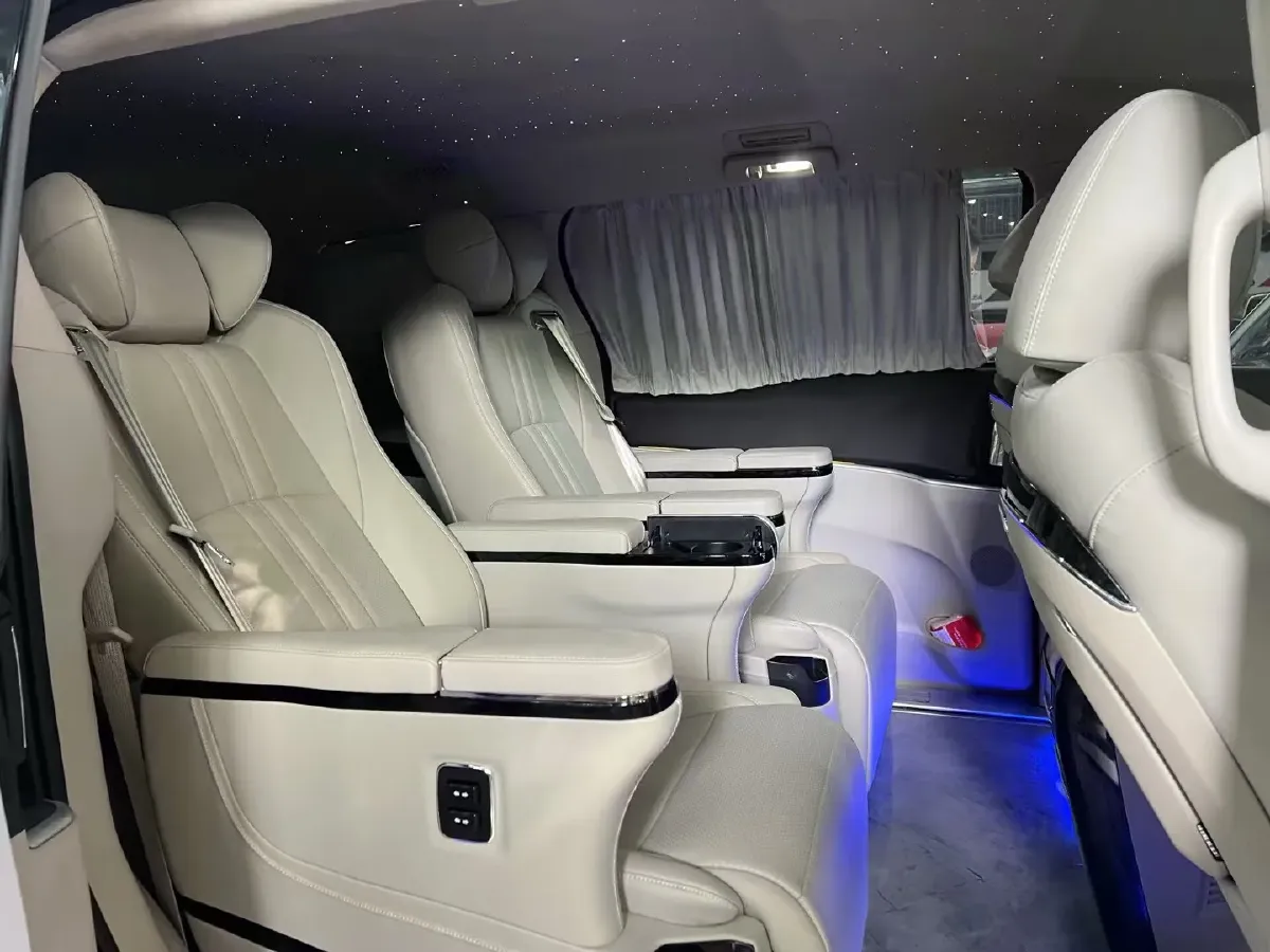 2023 Buick GL8 2.0T 237HP L4 9AT,autocango,china used car exporter,china ev exporter,chinese used car exporter,chinese used ev exporter