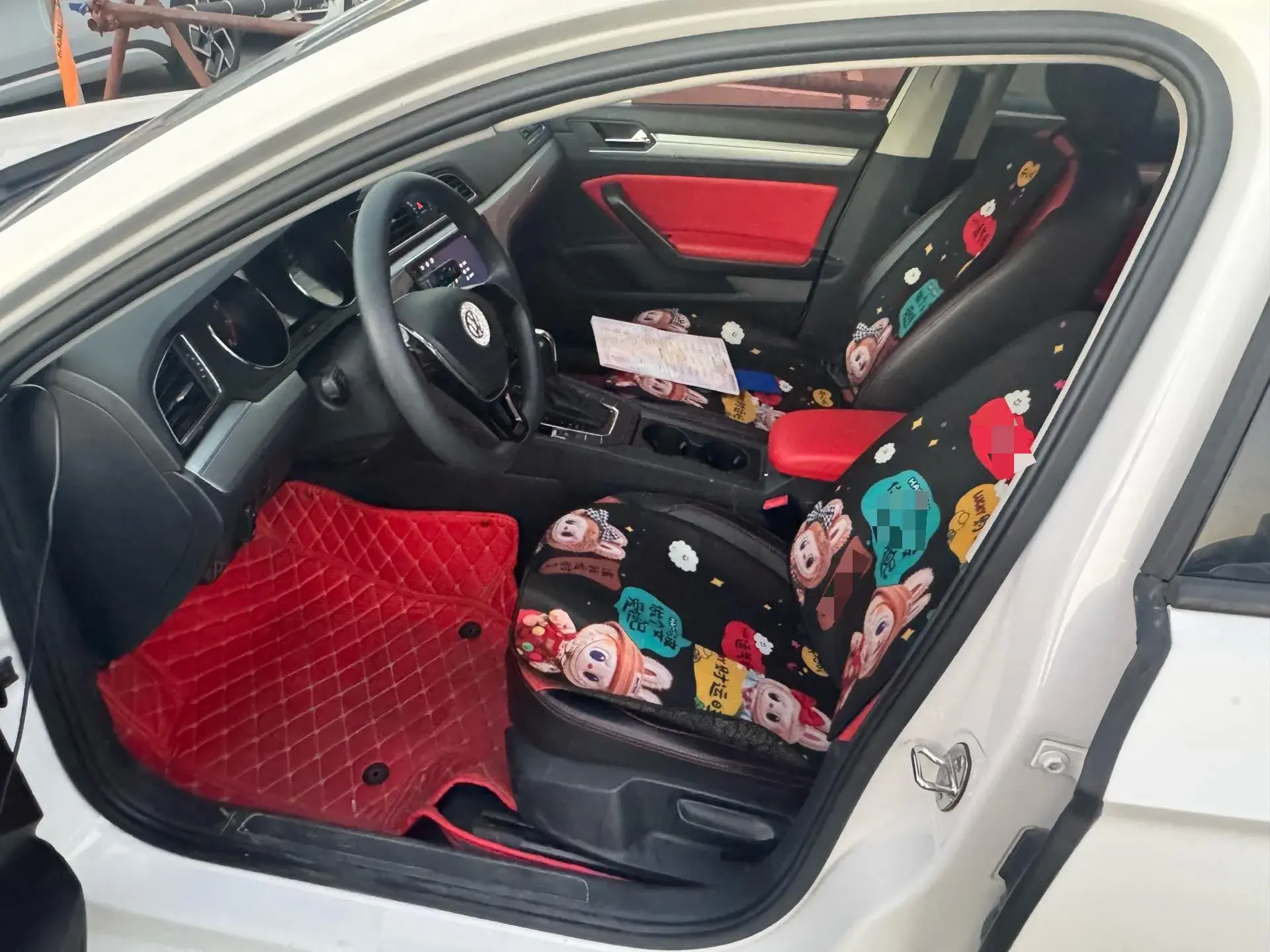 2018 VOLKSWAGEN LAMANDO thumbnail 3