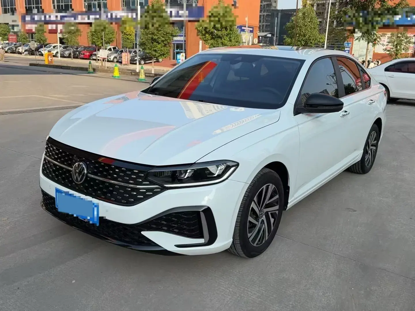 2024 VOLKSWAGEN LAVIDA view 1