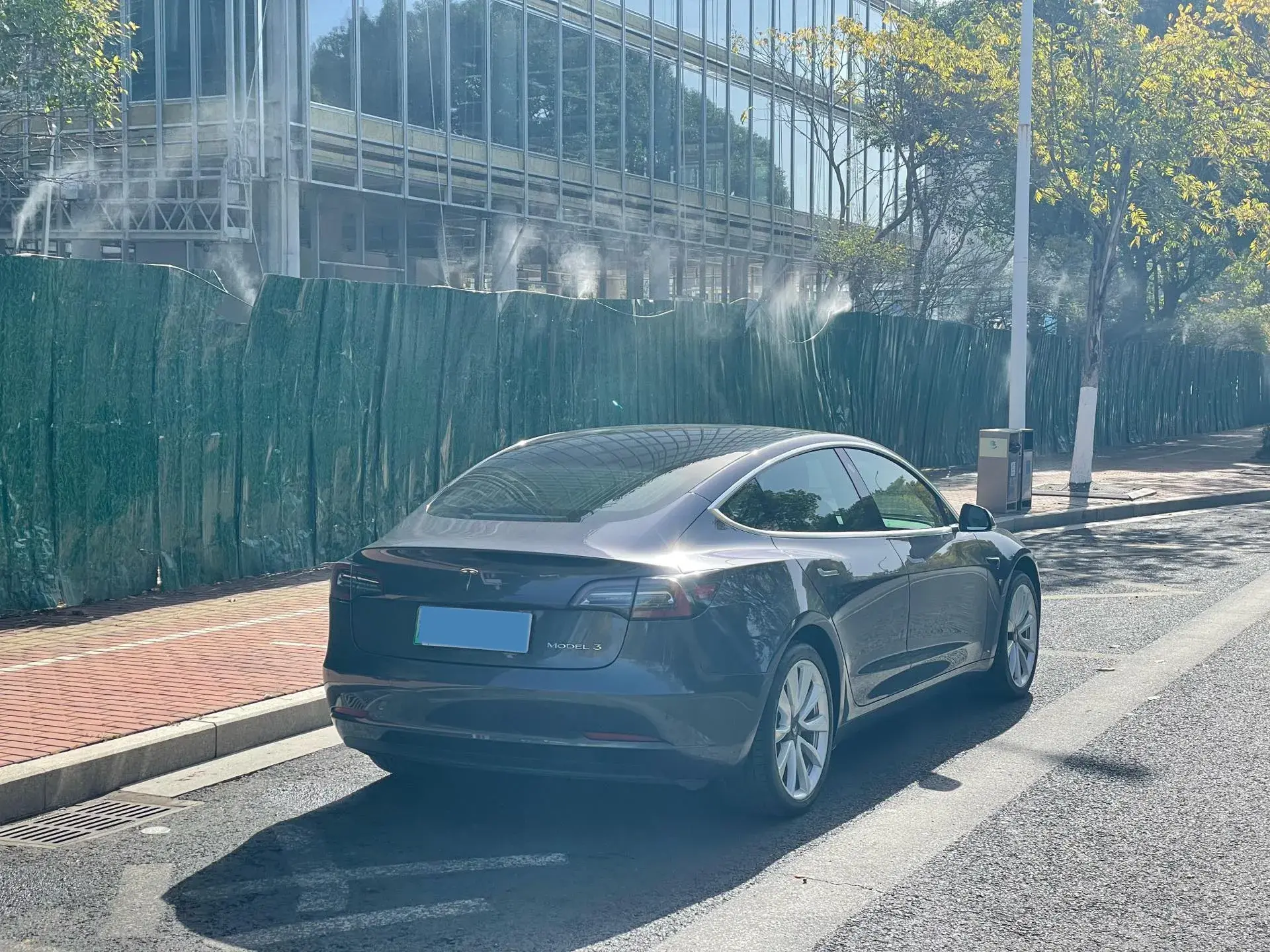 2019 TESLA MODEL thumbnail 4